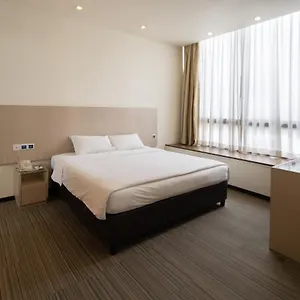 3* Hotel Aqueen Lavender