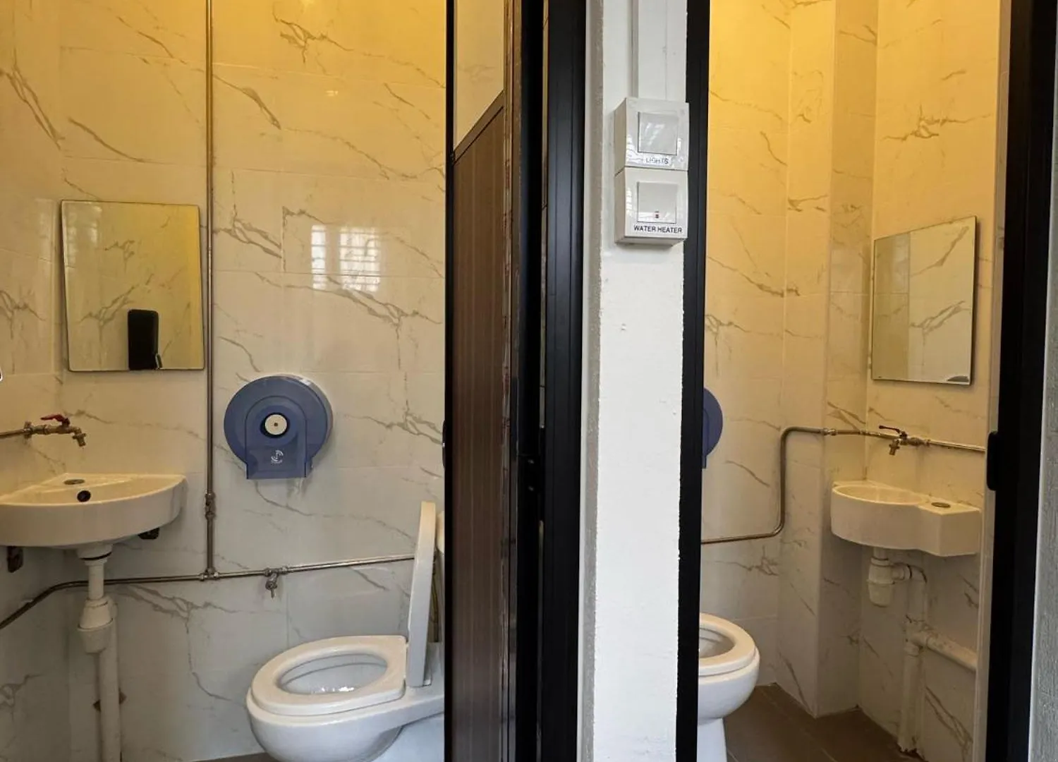 Beat. Capsule Hostel @ Boat Quay Singapore